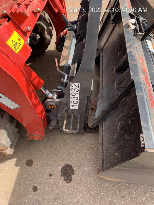 2021 PALADIN 48" Pallet Forks - Paladin