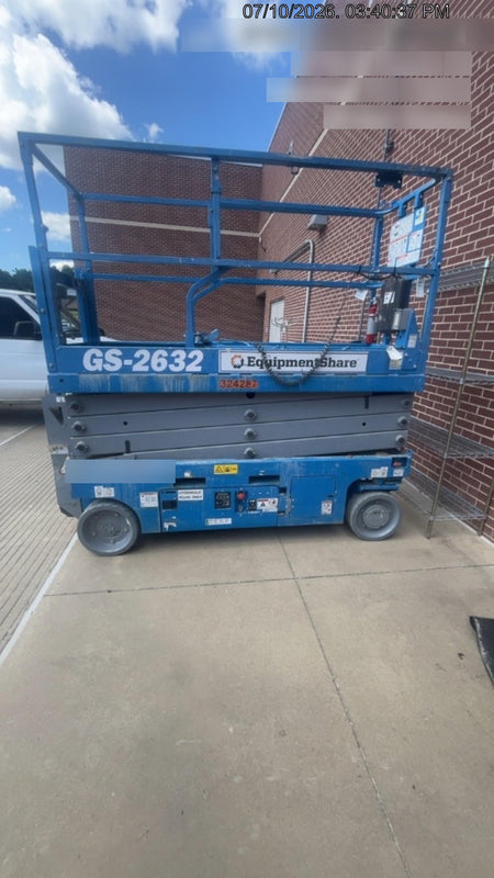 2023 GENIE GS-2632