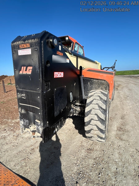 2019 JLG 1075