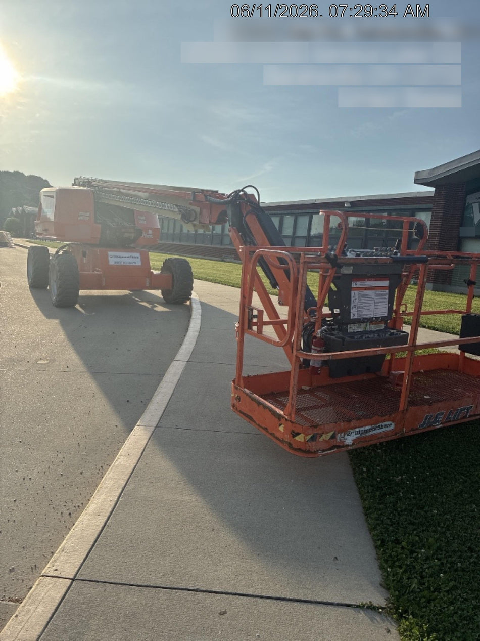 2021 JLG 660SJ