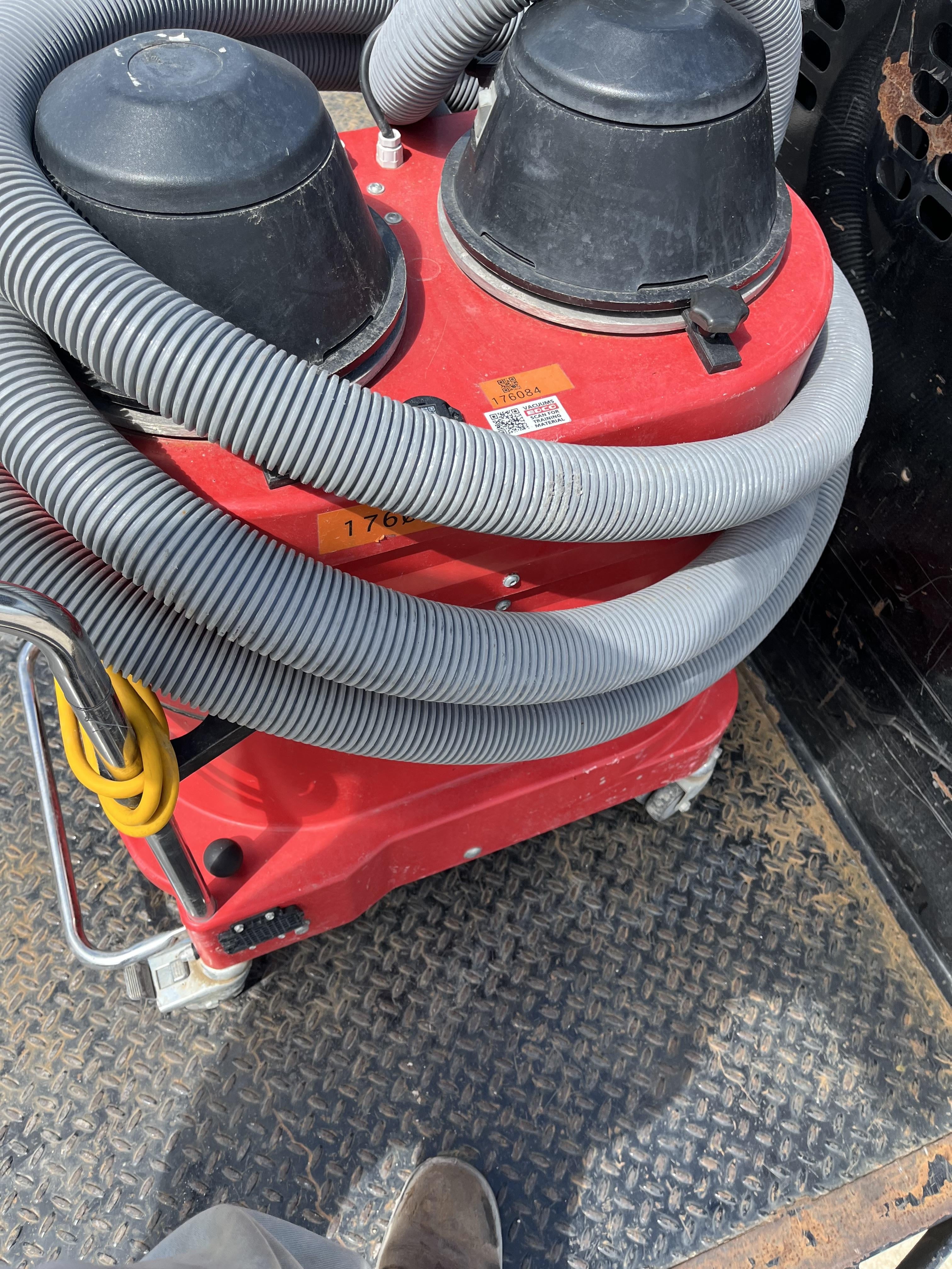 2021 EDCO VAC-200