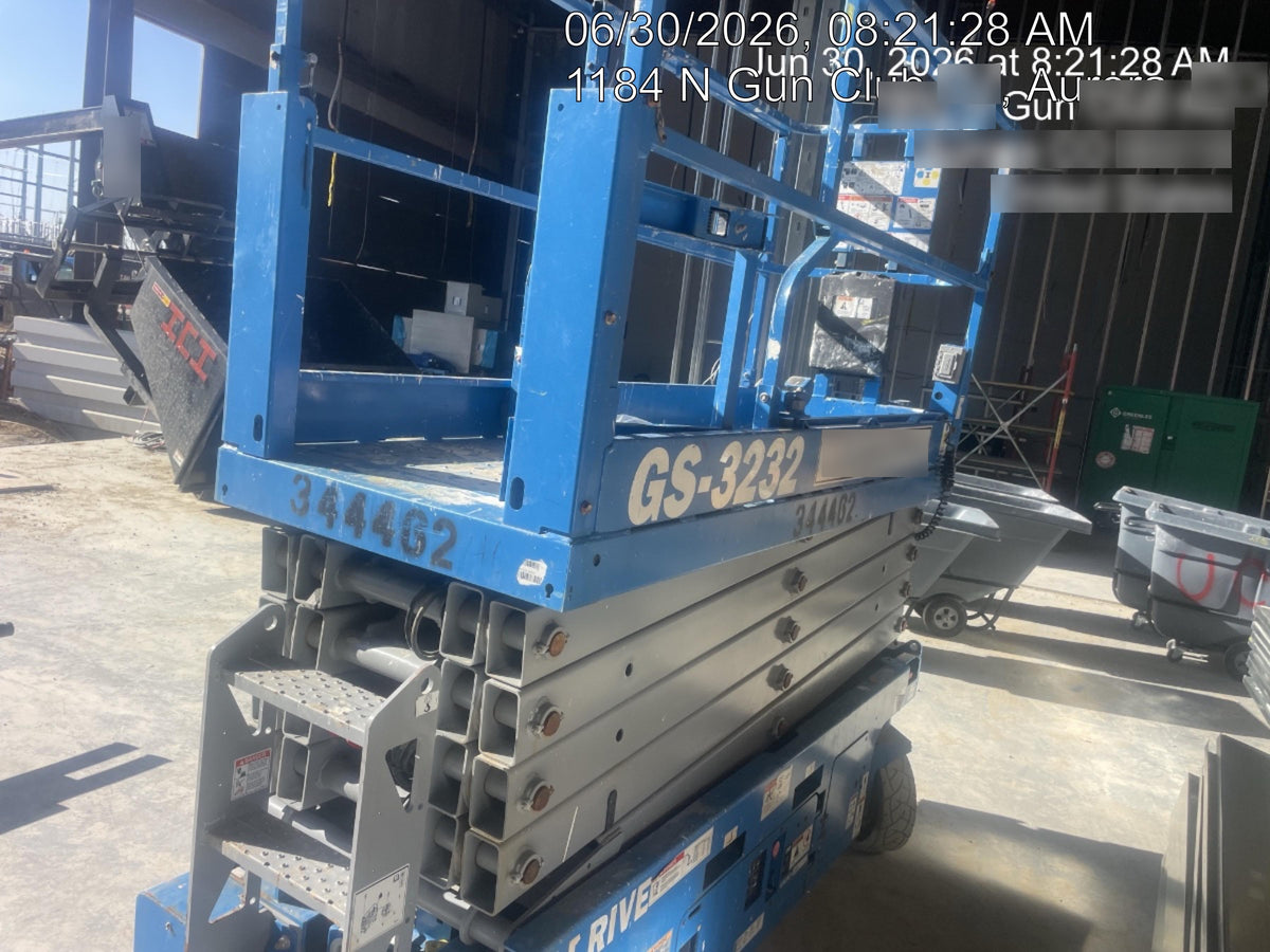 2023 GENIE GS-3232