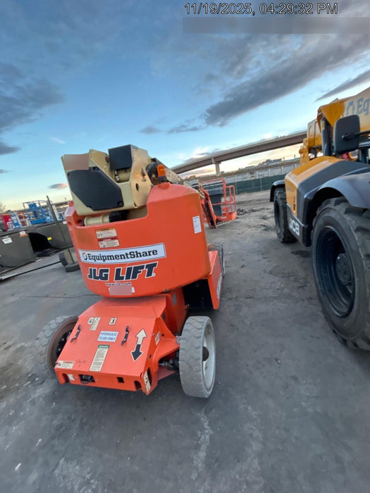 2019 JLG E400AJPN