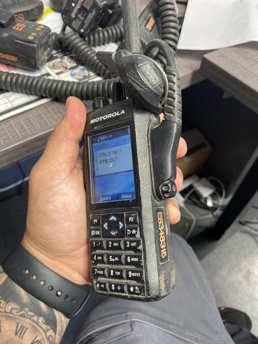 2023 MOTOROLA R7 DISPLAY