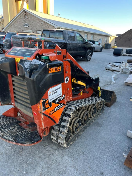 2020 DITCH WITCH SK800A