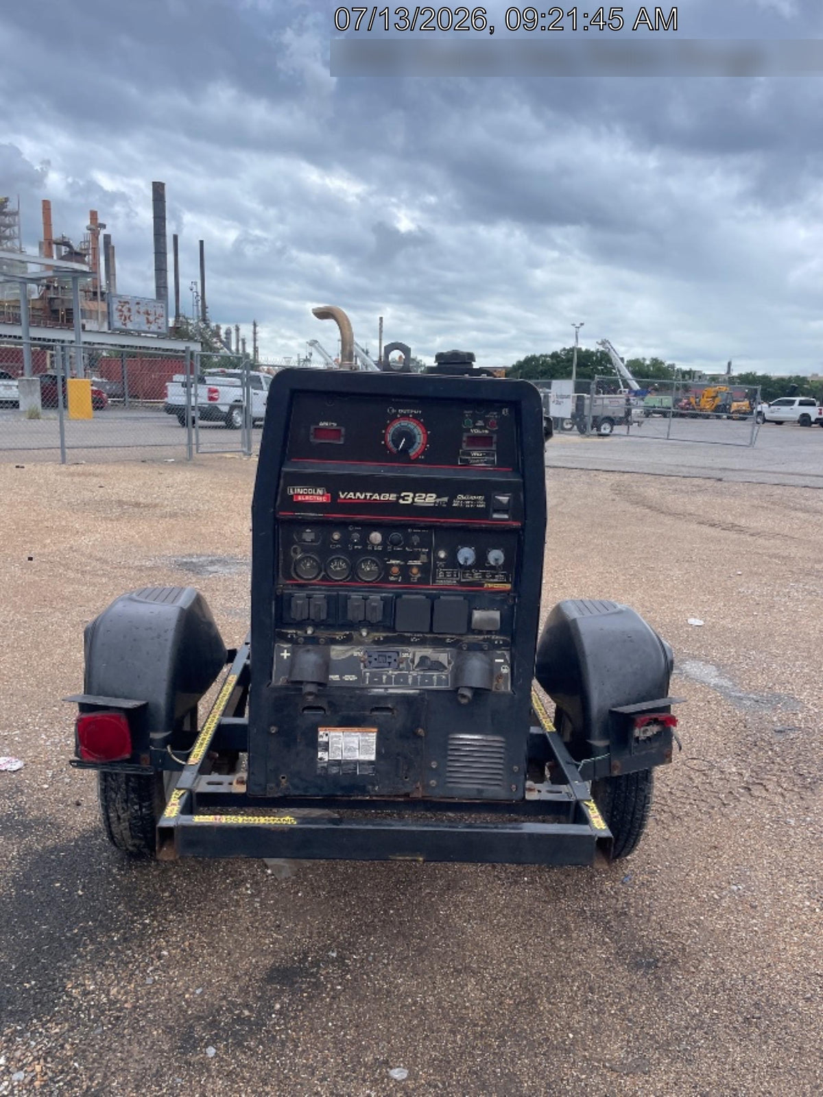 2019 Lincoln Electric Vantage 322 Welder Ready-Pak 3, Two wheel trailer, Fender and Light kit, Cable Rack