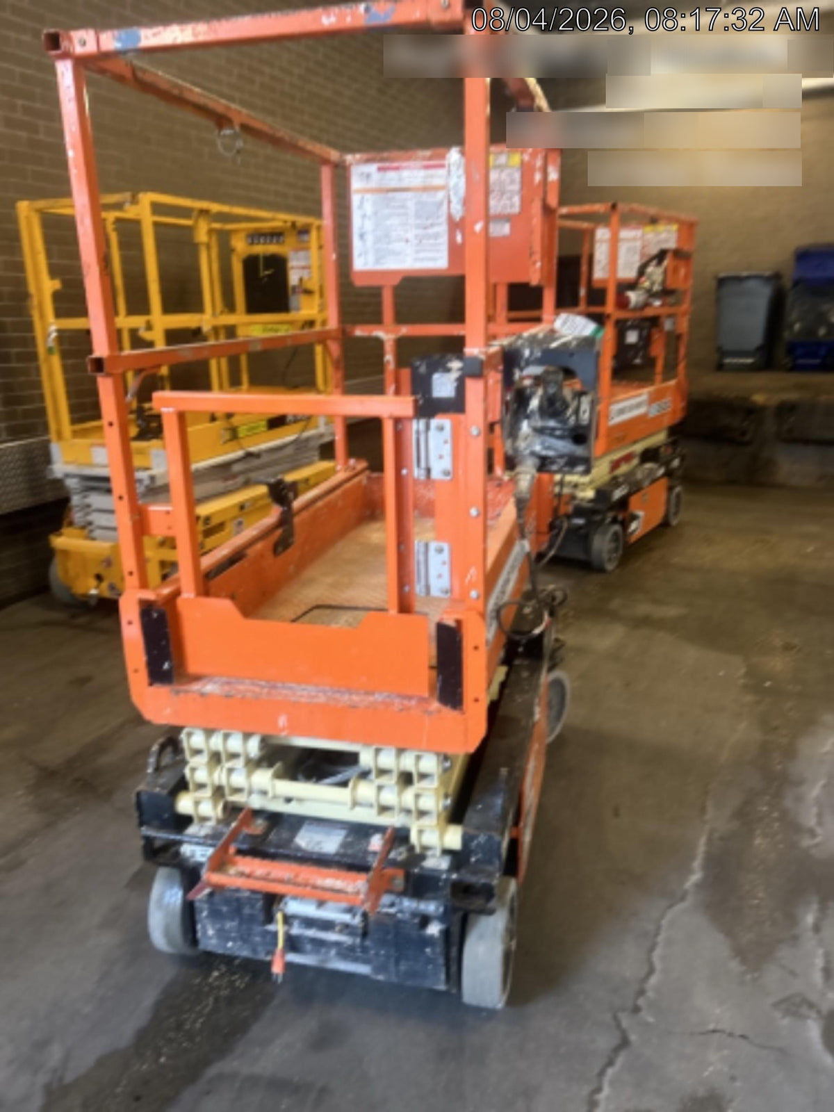 2021 JLG ES1330L