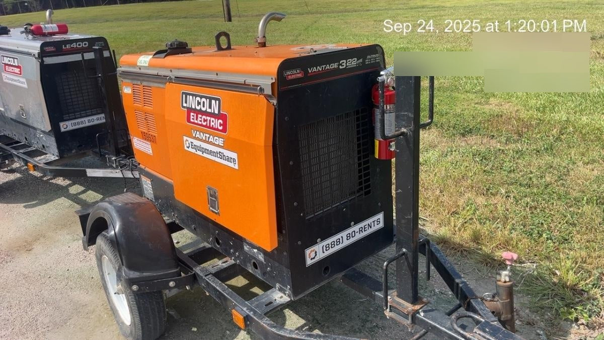 2021 Lincoln Electric Vantage 322 Vantage 322 Ready Pak 3 w/ Decals, ORANGE (includes trailer, cable rack, fender light kit) NO Telematics