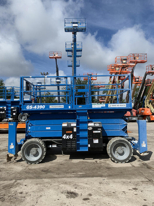 2020 GENIE GS-4390 RT