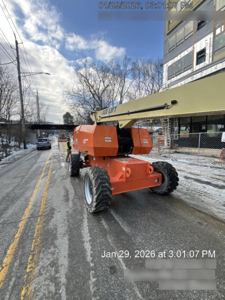 2022 JLG 860SJ