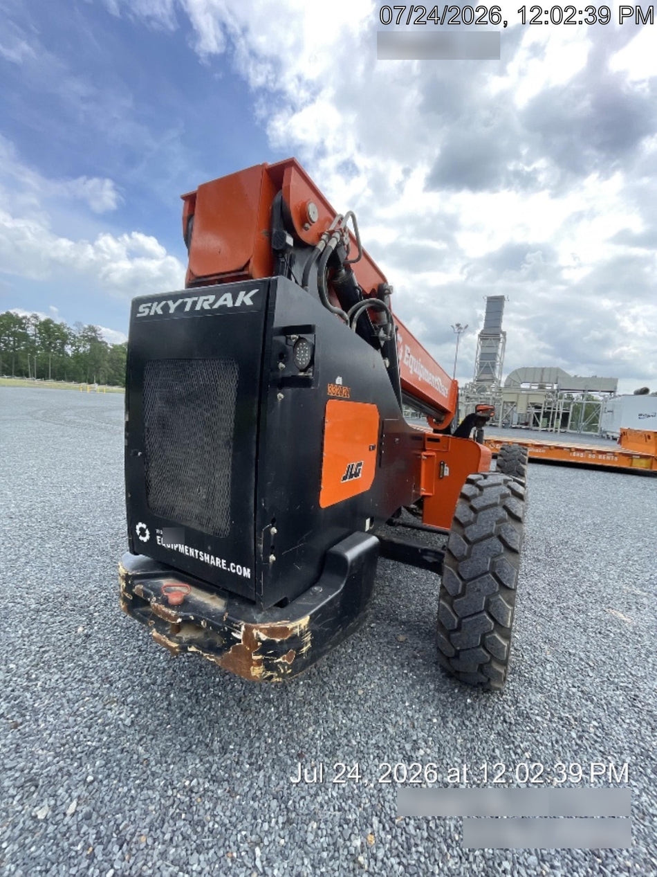2023 SKYTRAK 8042