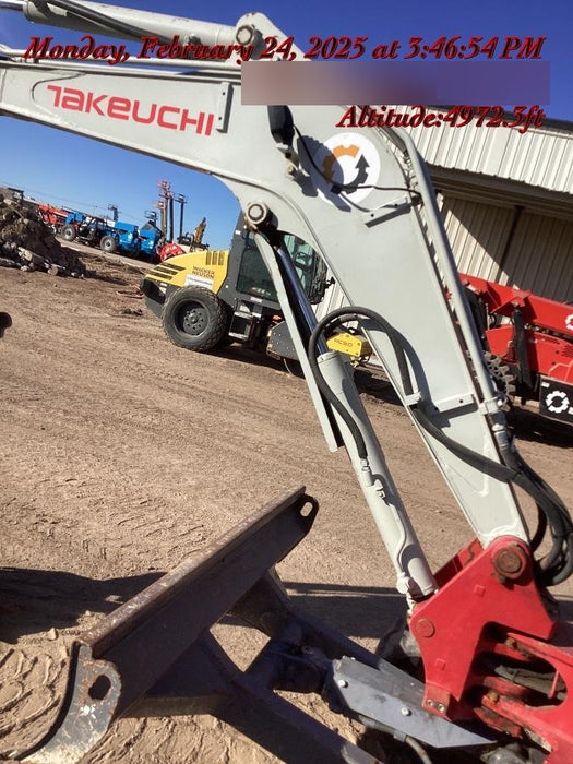 2020 TAKEUCHI TB235-2R