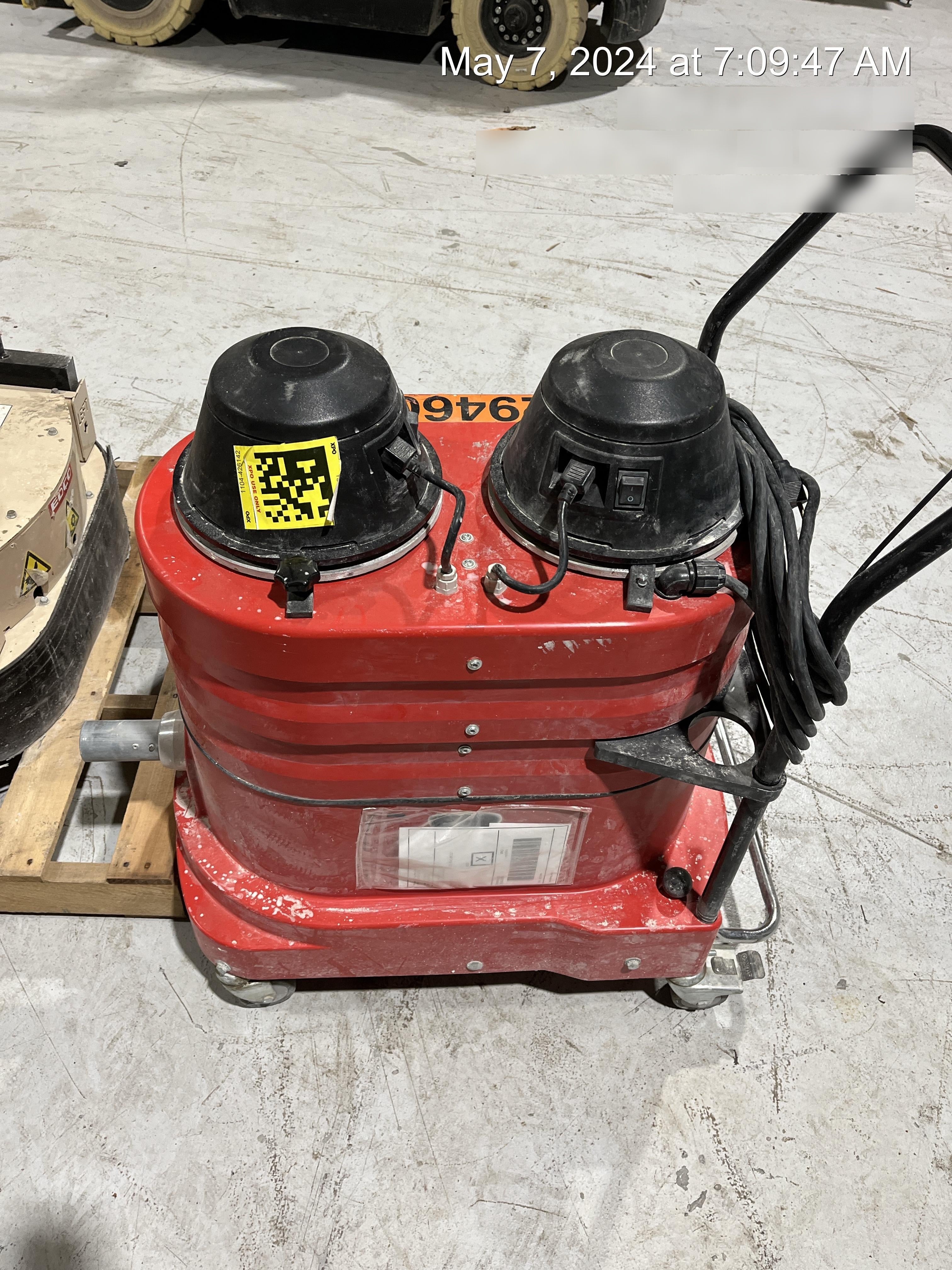 2023 EDCO VAC-200