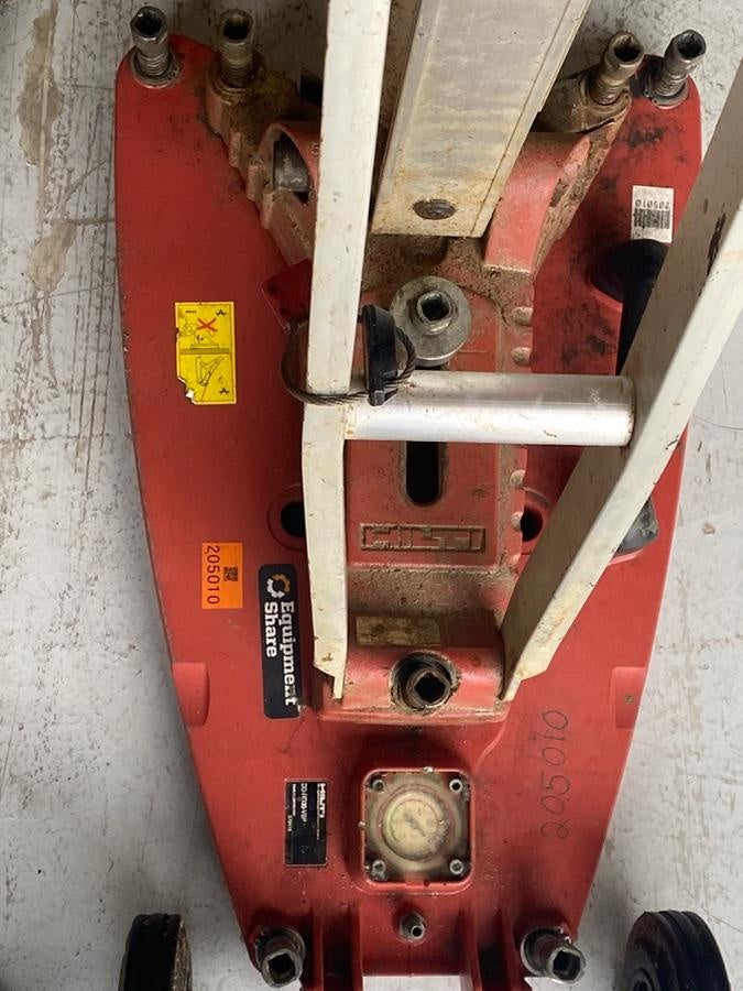2022 HILTI DD250E