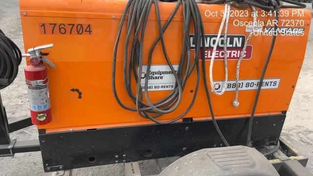 2021 Lincoln Electric Vantage 322 Vantage 322 Ready Pak 3 w/ Decals, ORANGE (includes trailer, cable rack, fender light kit) NO Telematics