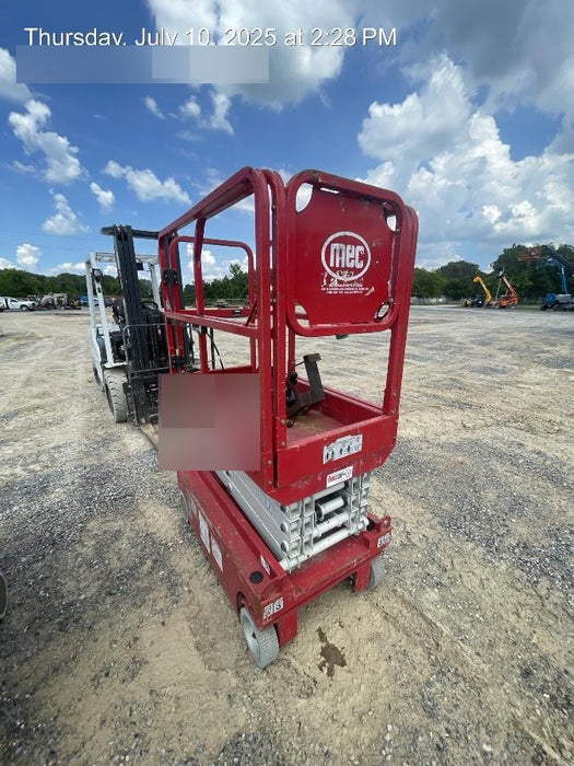2017 MEC 1330SE 13' Scissor Lift w/2 Year Full Extended Warranty