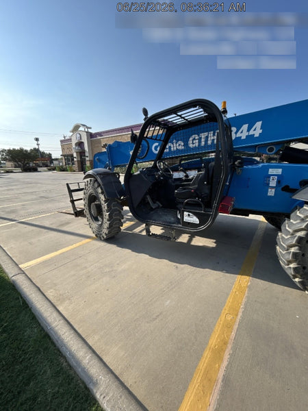 2018 GENIE GTH-844