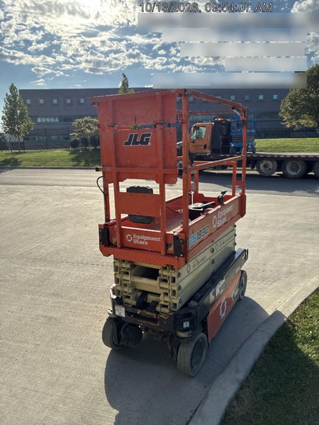 2022 JLG ES1932
