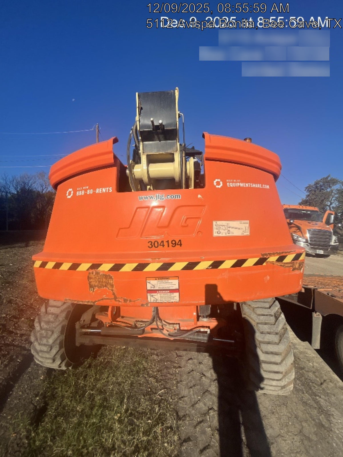 2023 JLG 660SJ