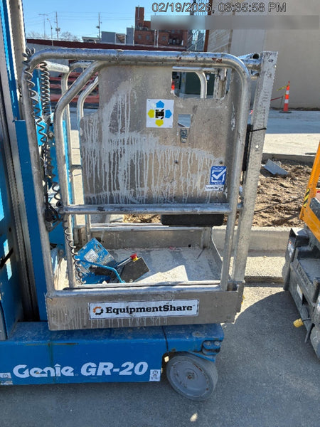 2021 GENIE GR-20