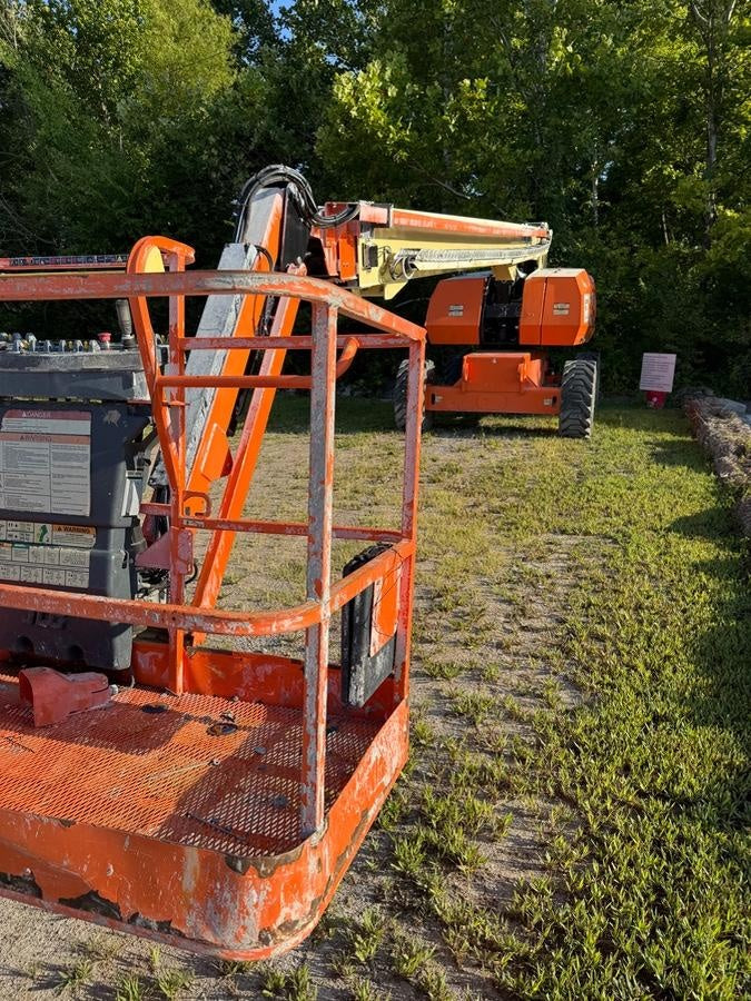2019 JLG 860SJ