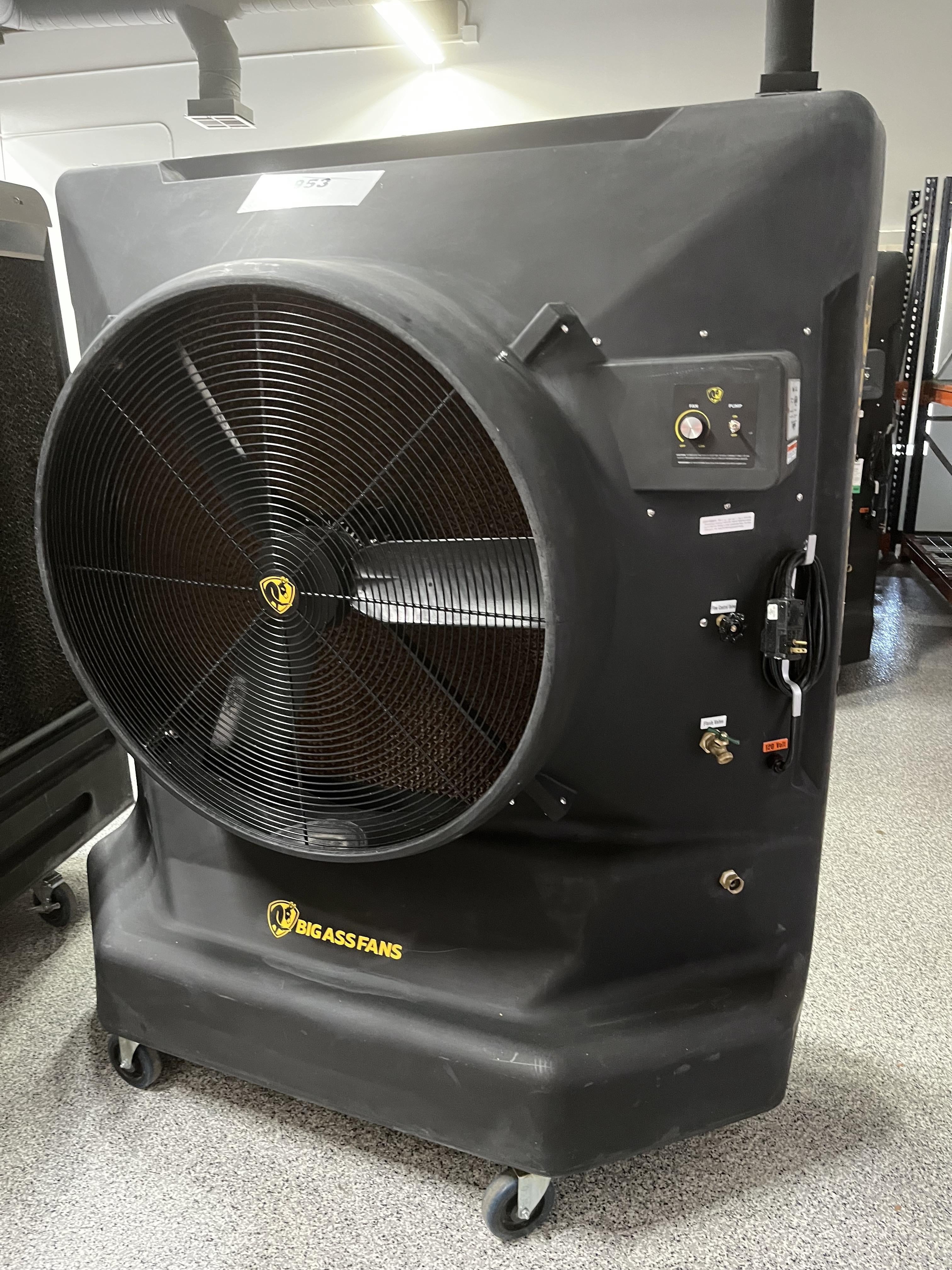 2022 BIG ASS FANS Cool Space 400
