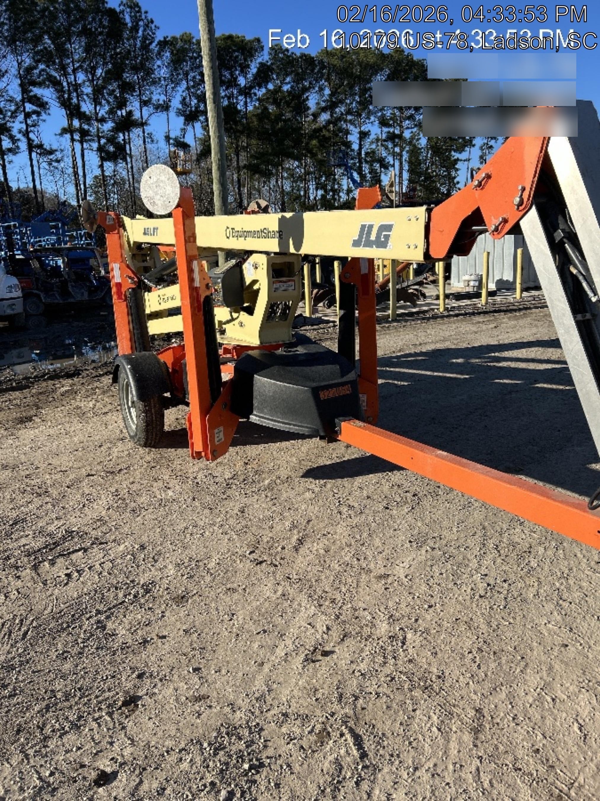 2023 JLG T500J