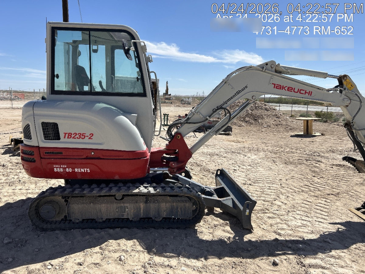2025 TAKEUCHI TB235-2CR