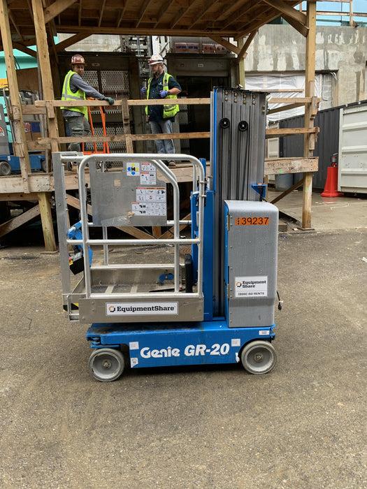 2021 GENIE GR-20