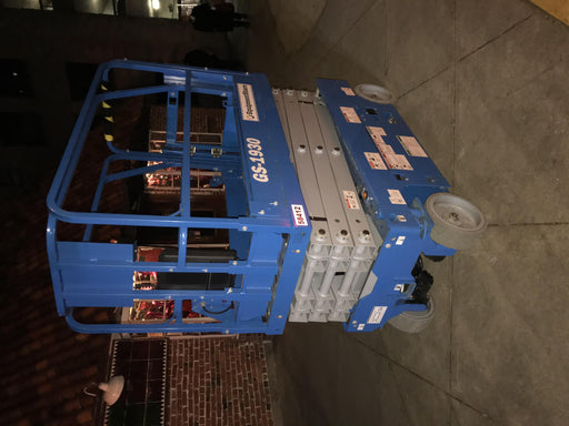 2019 Genie GS-1930 Half Height Swing Gate, 800W Inverter