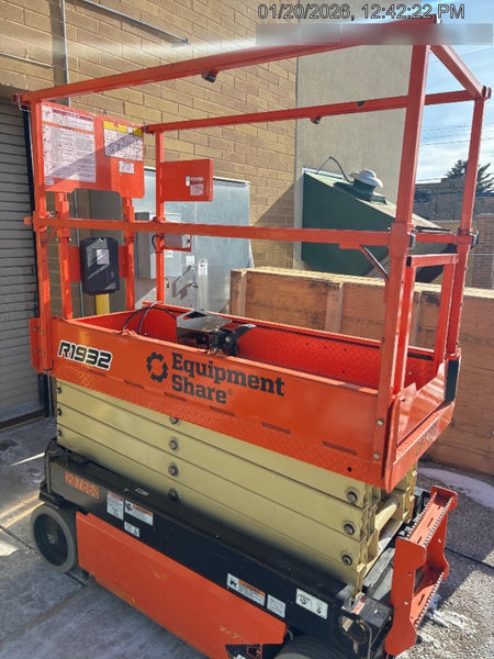 2022 JLG R1932