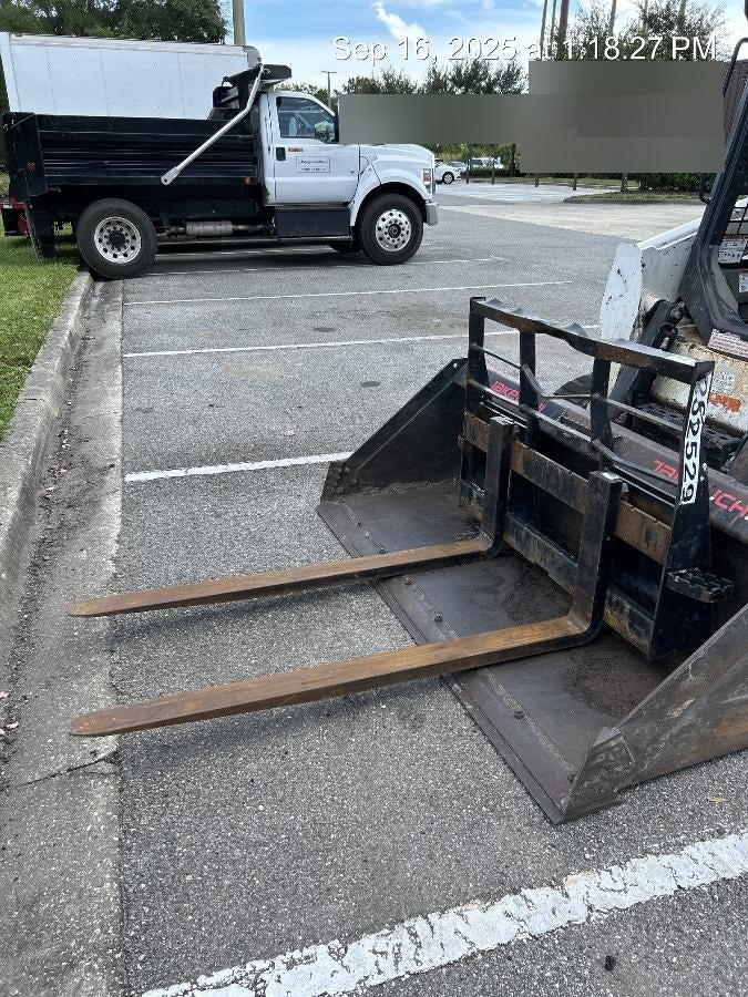 2022 ARROW MATERIAL HANDLING 48" Pallet Forks - Arrow
