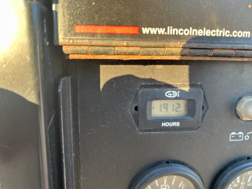 2021 Lincoln Electric Vantage 322 Vantage 322 Ready Pak 3 w/ Decals, ORANGE (includes trailer, cable rack, fender light kit) NO Telematics