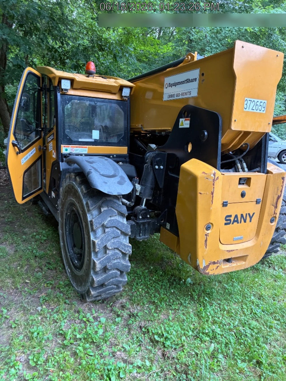 2023 SANY STH1256