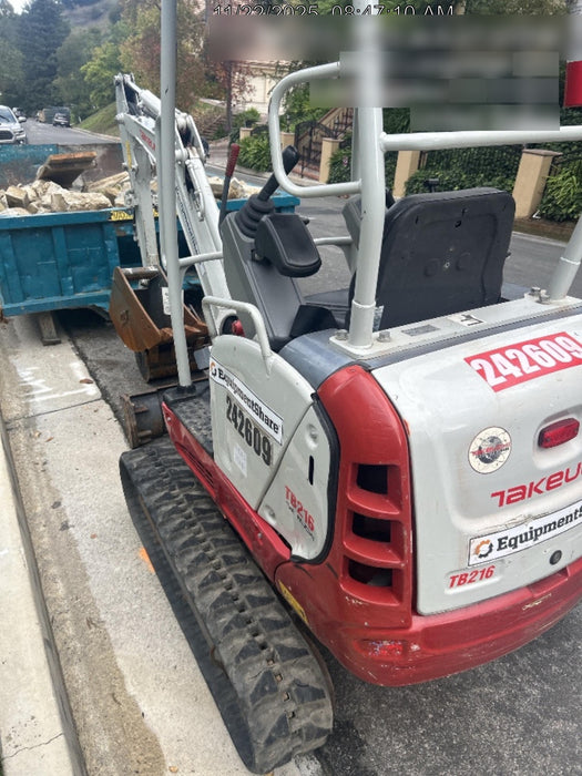 2021 TAKEUCHI TB216R