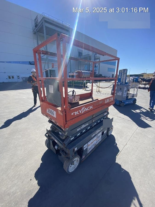 2017 Skyjack SJIII-3219 Standard