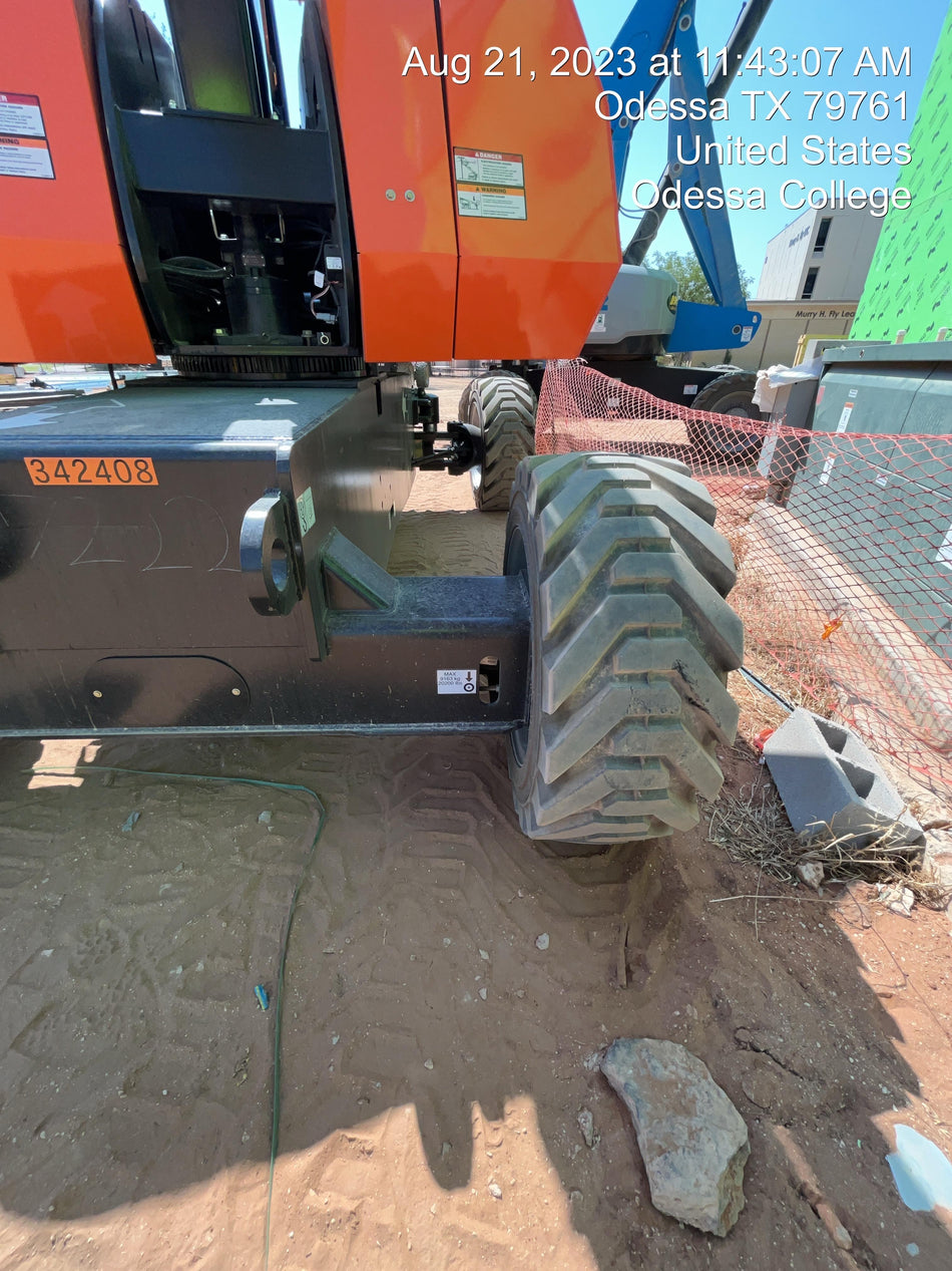 2023 JLG 860SJ