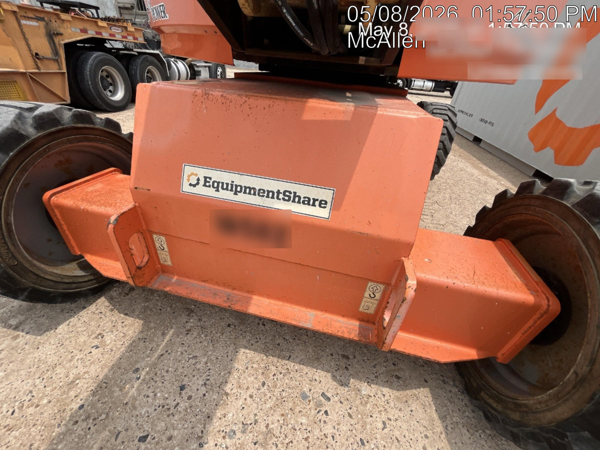2018 JLG 660SJ
