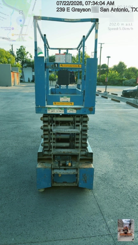 2017 Genie GS-3232 Genie GS3232 Lift w/Folding Rails and Swing Gate