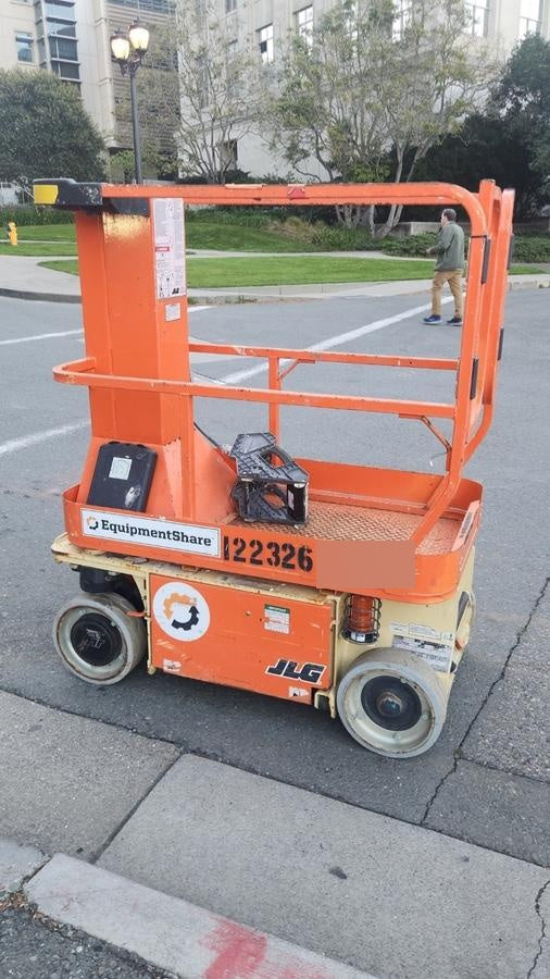 2021 JLG 1230ES