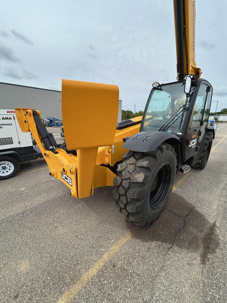 2026 JCB 514-56