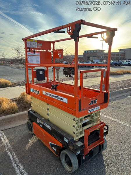 2022 JLG ES1932