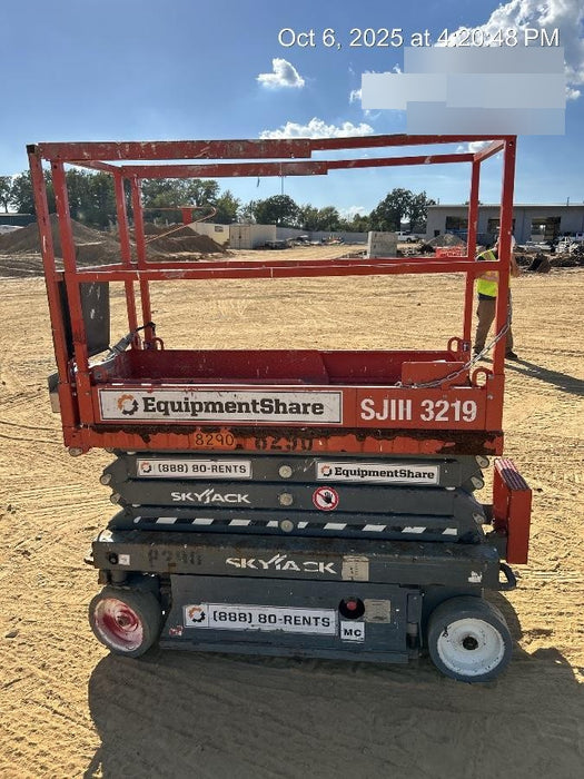 2018 SKYJACK SJIII-3219