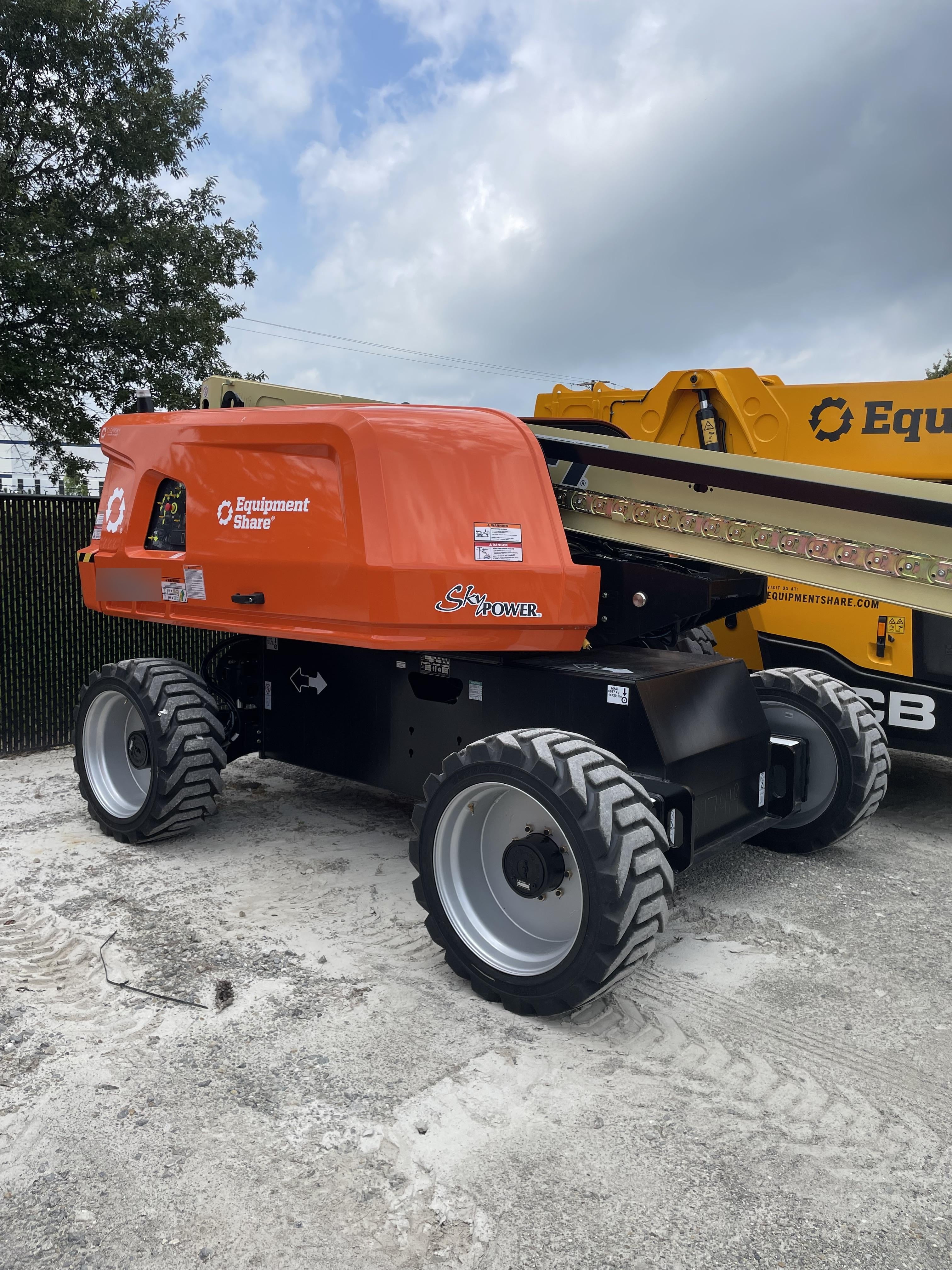 2026 JLG 660SJ