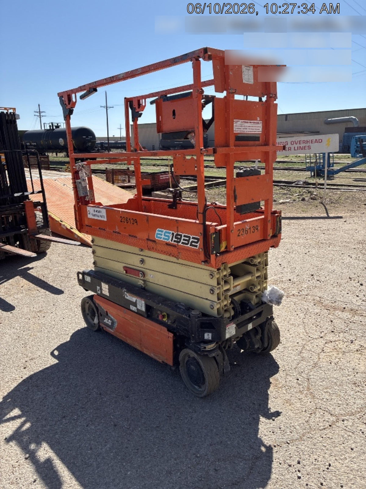 2022 JLG ES1932