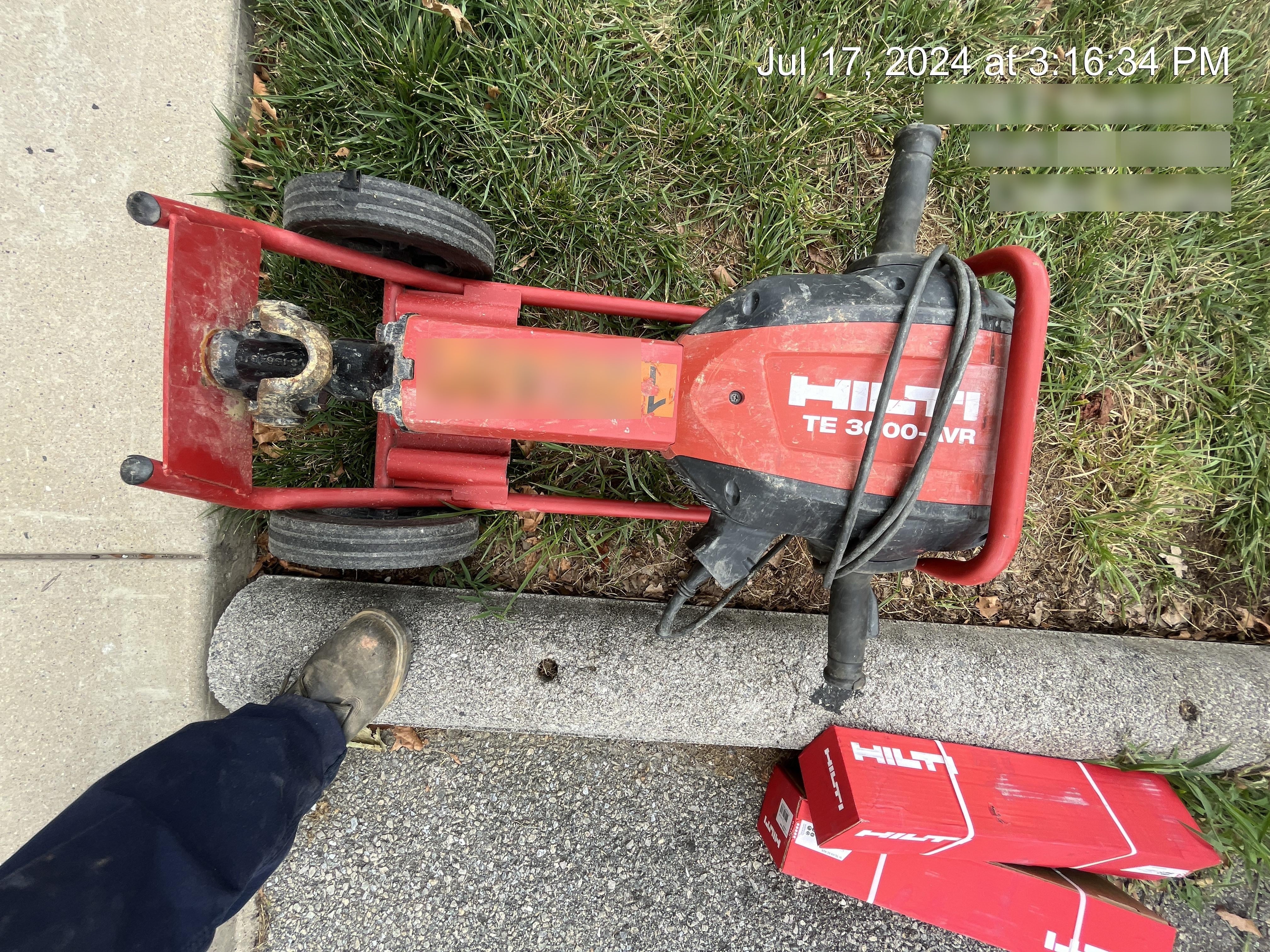 2021 HILTI TE 3000-AVR
