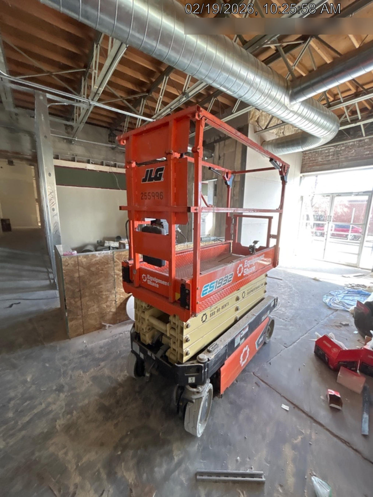 2022 JLG ES1932
