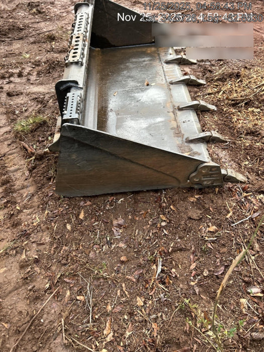 2025 EQUIPMENTSHARE 1006160 - 72" Tooth Bucket, CTL