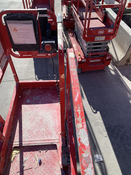 2020 MEC 1330SE Solid NM Tires, Steel Swing out Doors, LCS, Beacon, 900W Invertor