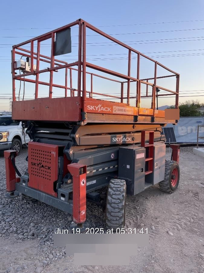 2016 SKYJACK SJ8841 RT